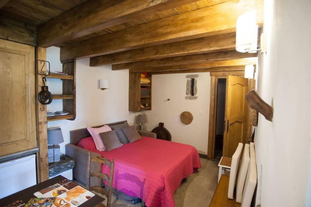 Les Bergeries "Le Figuier" Hotell Omessa Eksteriør bilde